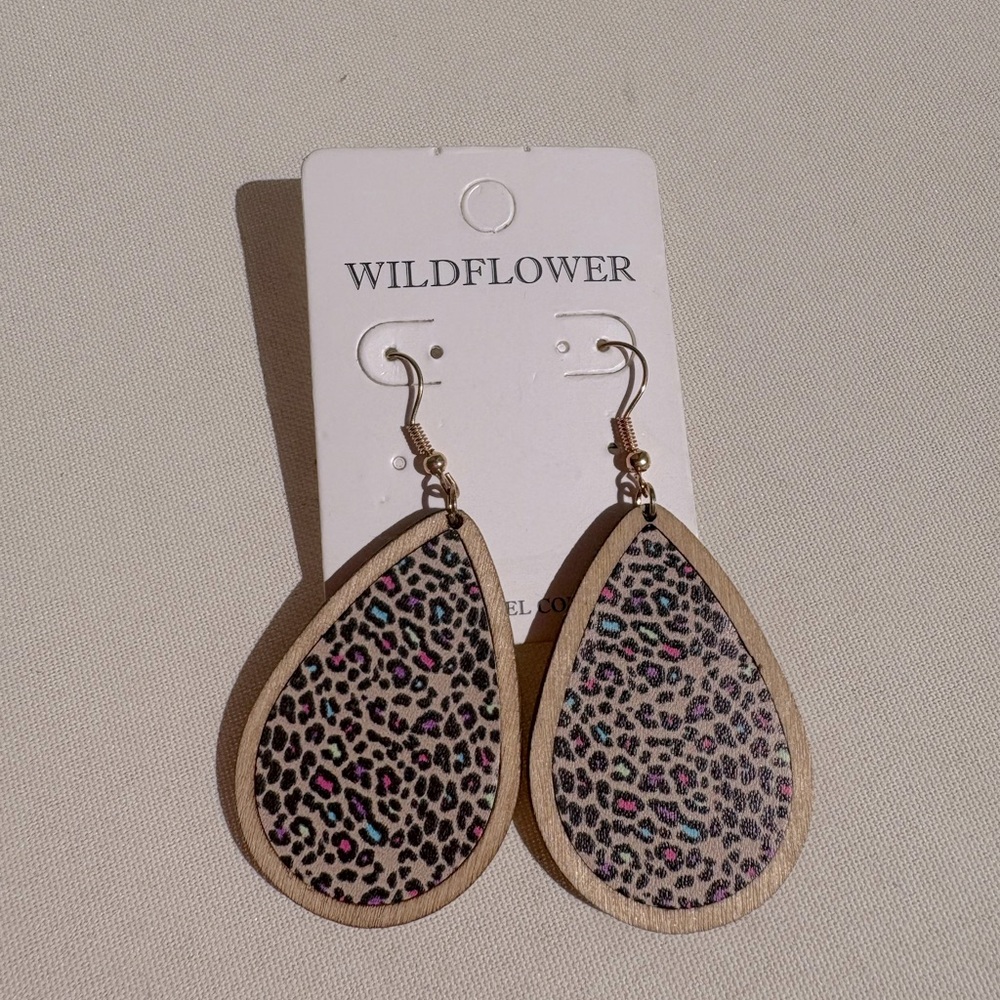 Wildflowers Leopard Print Earrings - Multicolor